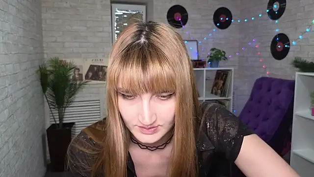 Nika Kitten online show from 03/12/25, 09:13