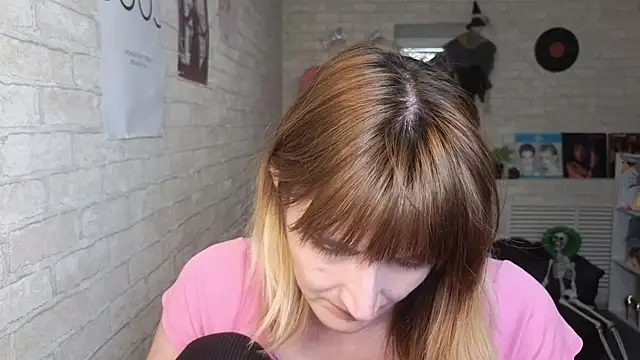 Nika Kitten online show from 04/23/26, 12:40