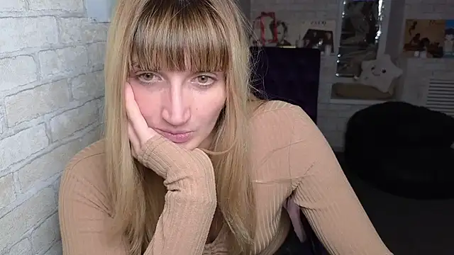 Nika Kitten online show from 10/06/25, 06:52