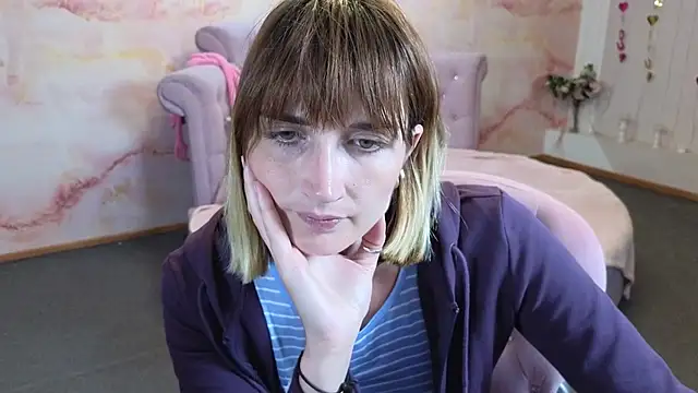 Nika Kitten online show from 05/27/26, 06:54