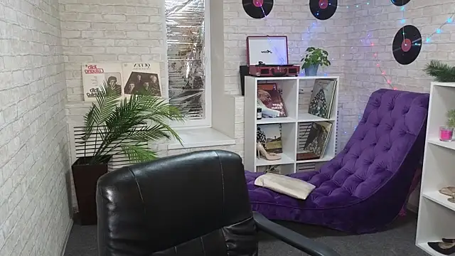 Nika Kitten online show from 03/06/25, 06:05