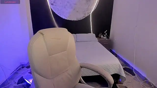 AlliceRosero online show from 10/09/25, 04:35