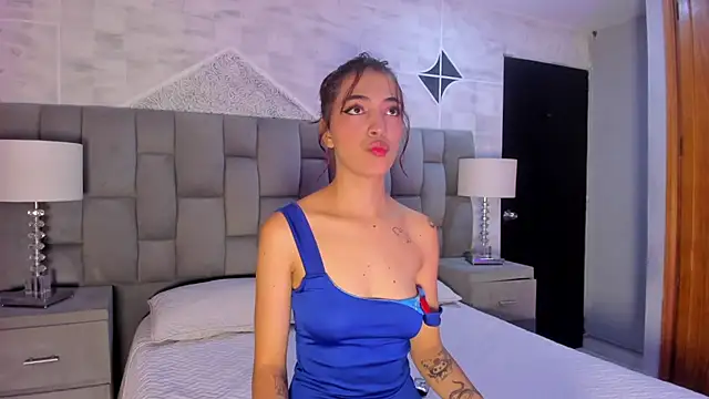 AlliceRosero online show from 10/03/25, 04:47