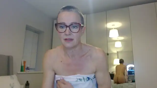 ELEGANT-ARIA36 online show from 03/06/25, 06:05