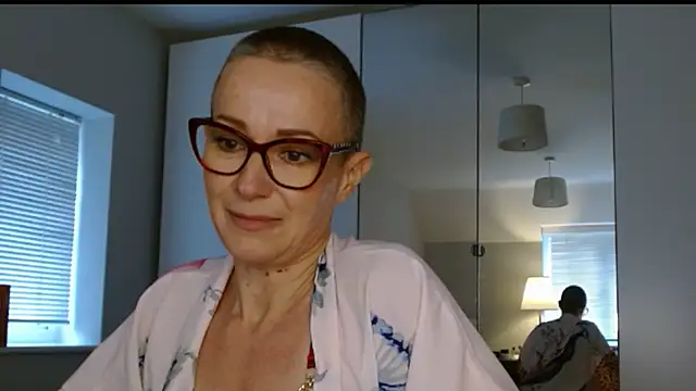 ELEGANT-ARIA36 online show from 02/20/25, 11:53