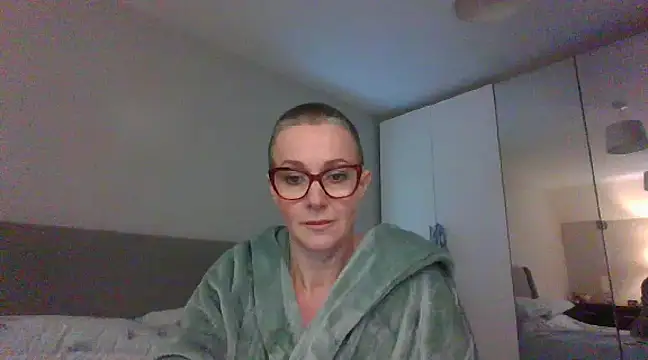 ELEGANT-ARIA36 online show from 02/11/25, 11:53