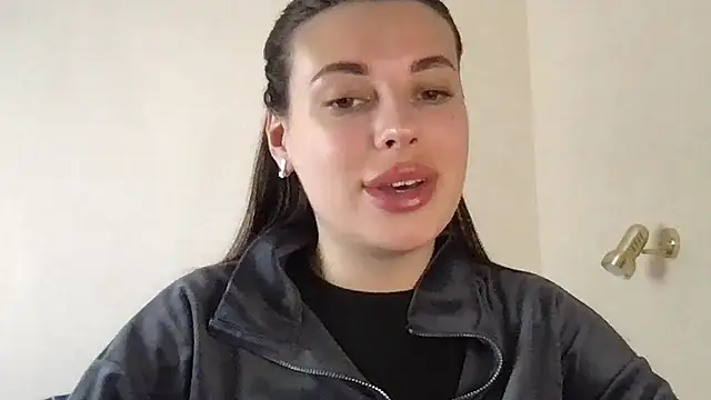 MoonriseGoddess online show from 04/25/26, 09:23