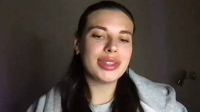 MoonriseGoddess online show from 04/15/26, 07:58