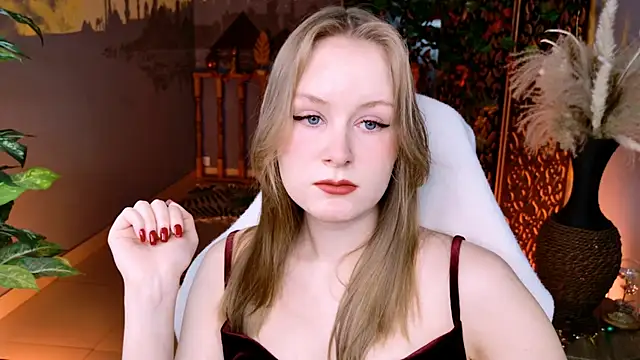 VivienLeeigh online show from 03/08/26, 05:33