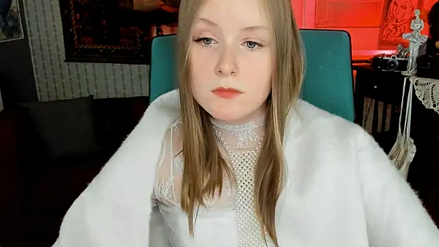 Snapshot of VivienLeeigh chatting on 02/09/25, 01:25 VivienLeeigh online show from 02/09/25, 01:25