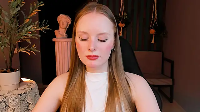 VivienLeeigh online show from 11/14/25, 03:05