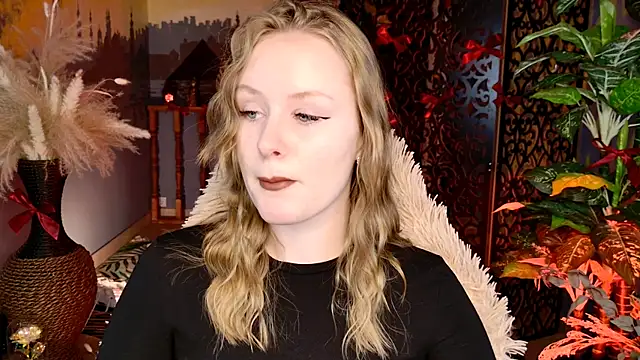 VivienLeeigh online show from 02/13/26, 09:09