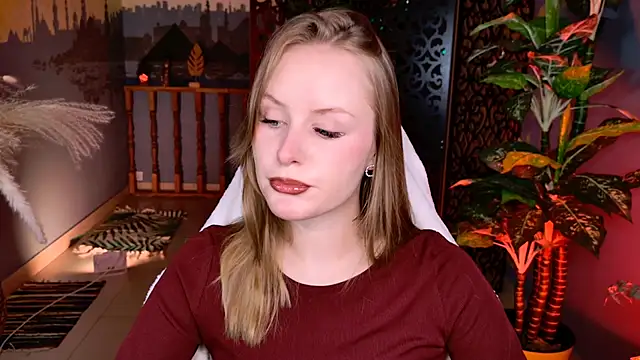 VivienLeeigh online show from 02/10/26, 05:39