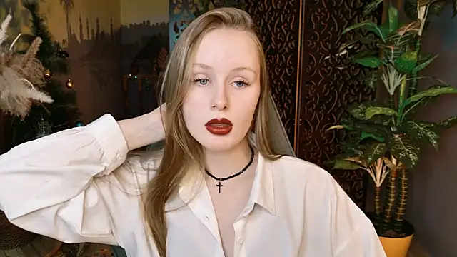 VivienLeeigh online show from 01/15/26, 01:25