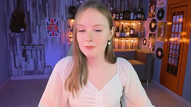 Snapshot of VivienLeeigh chatting on 03/18/25, 04:17 VivienLeeigh online show from 03/18/25, 04:17