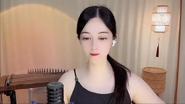 Snapshot of Tian-xin-999 chatting on 06/17/26, 04:17 Tian-xin-999 online show from 06/17/26, 04:17