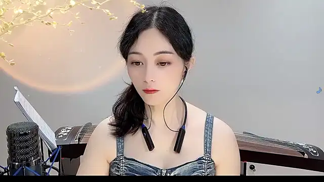 Tian-xin-999 online show from 09/16/25, 03:02