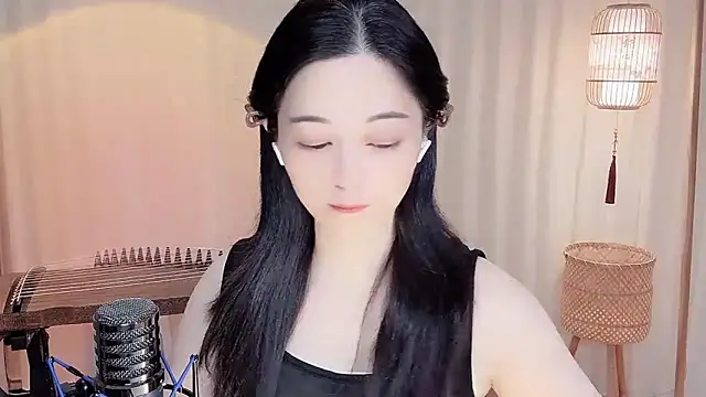 Snapshot of Tian-xin-999 chatting on 05/30/26, 04:23 Tian-xin-999 online show from 05/30/26, 04:23