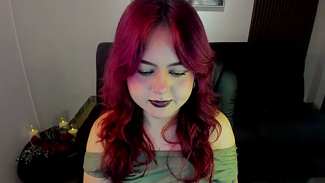 crimson tati  online show from 10/26/25, 04:35