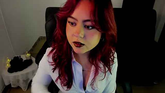 crimson tati  online show from 10/23/25, 04:11