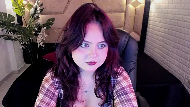 crimson tati  online show from 04/23/26, 05:25