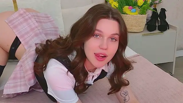 RihannaRose online show from 04/09/26, 04:46