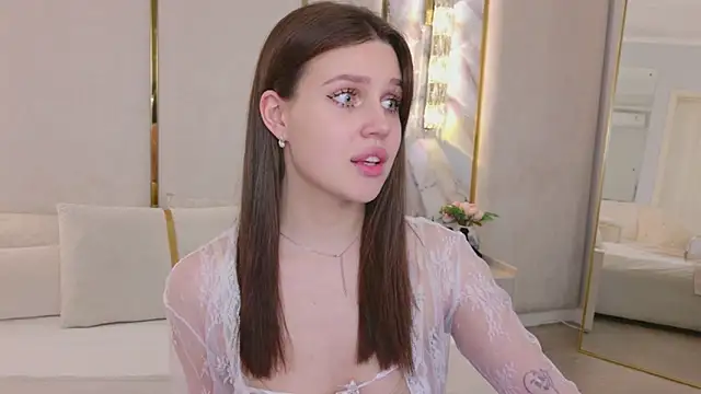 RihannaRose online show from 03/08/26, 02:26