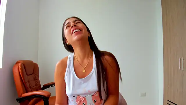 AriaMontgomery online show from 02/14/26, 05:46