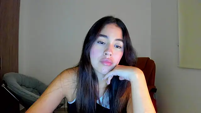 AriaMontgomery online show from 03/06/25, 06:08