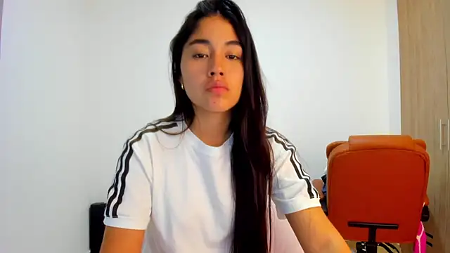 AriaMontgomery online show from 04/15/26, 04:18