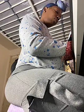 MsSapPhire500 online show from 10/12/25, 03:57