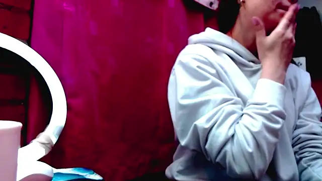 holy juli online show from 02/07/26, 04:09