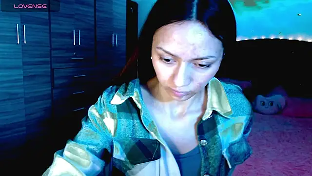 holy juli online show from 12/14/25, 03:57