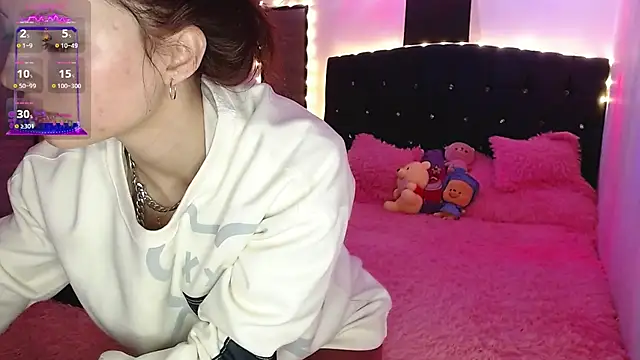 holy juli online show from 03/10/25, 05:00