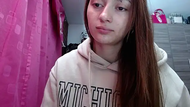 holy juli online show from 03/03/26, 03:35