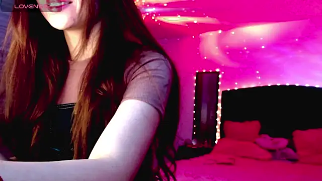 holy juli online show from 11/14/25, 05:11