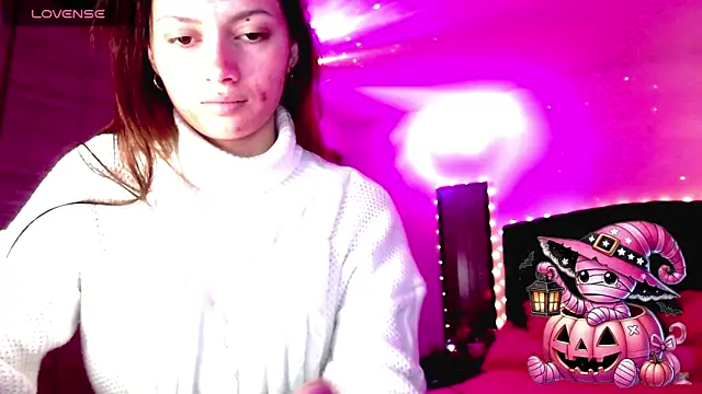 holy juli online show from 10/26/25, 03:40