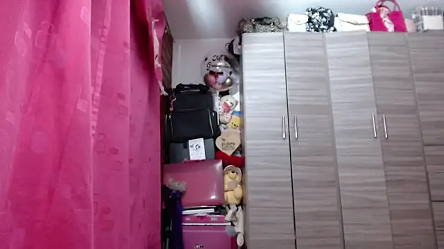 holy juli online show from 03/02/26, 05:08