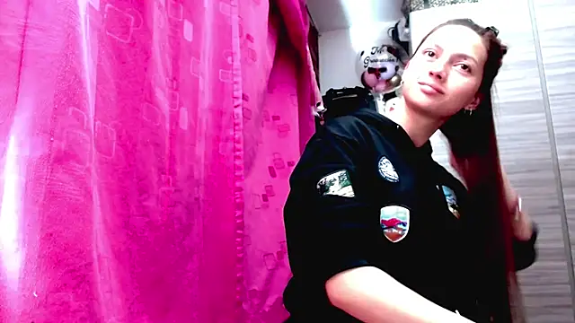 holy juli online show from 02/18/26, 02:31