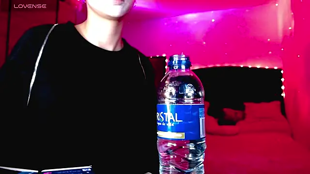 holy juli online show from 12/02/25, 03:07