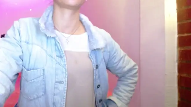 holy juli online show from 03/25/26, 04:01