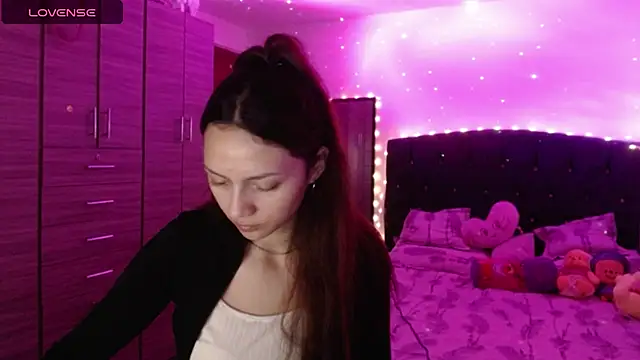 holy juli online show from 10/13/25, 03:41