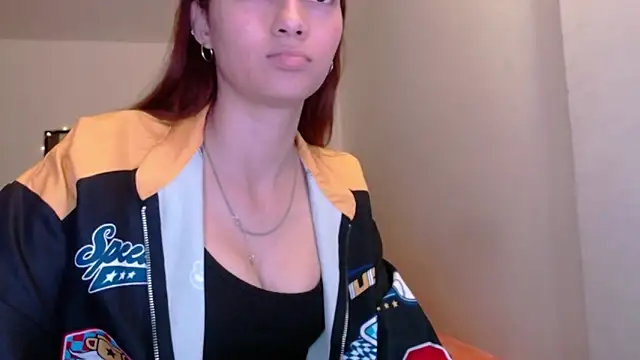 Snapshot of holy_juli chatting on 05/02/26, 03:12 holy juli online show from 05/02/26, 03:12
