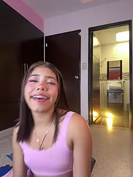 KellyOlsenbe online show from 03/23/26, 09:03