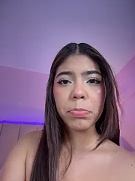 KellyOlsenbe online show from 06/17/26, 01:21