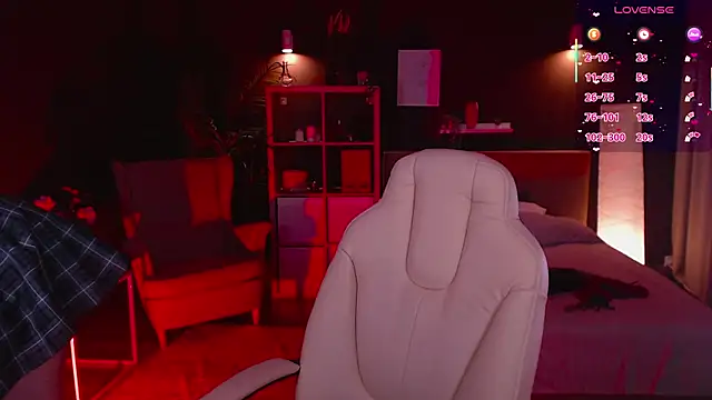 Snapshot of Marine_Vact chatting on 09/19/25, 02:10 Marine Vact online show from 09/19/25, 02:10