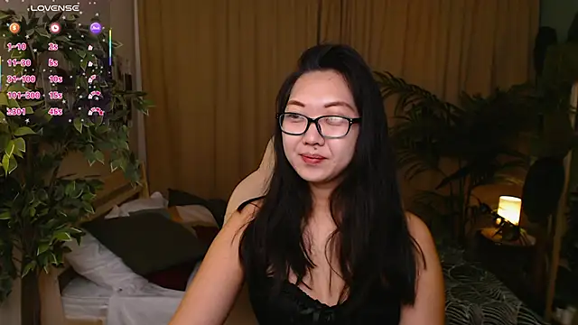 Marine Vact online show from 11/25/25, 02:28