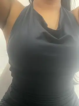 luara1988 online show from 04/01/26, 04:26