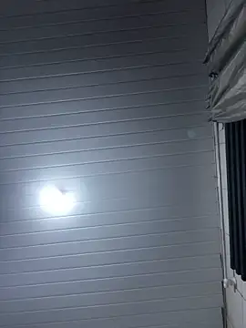 luara1988 online show from 12/04/25, 01:37