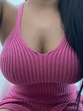 luara1988 online show from 03/18/26, 12:51